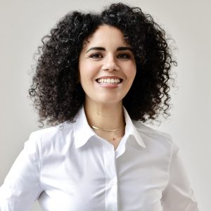 Asmaa Scherer, , Co-CEO von Curasmaa Deutschland, Healthcare Staffing und internationale Fachkräftevermittlung